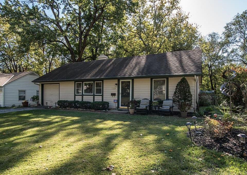 1st image of 7629 Rainbow Dr