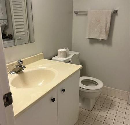 4th image of 3402 Bimini Ln APT E2
