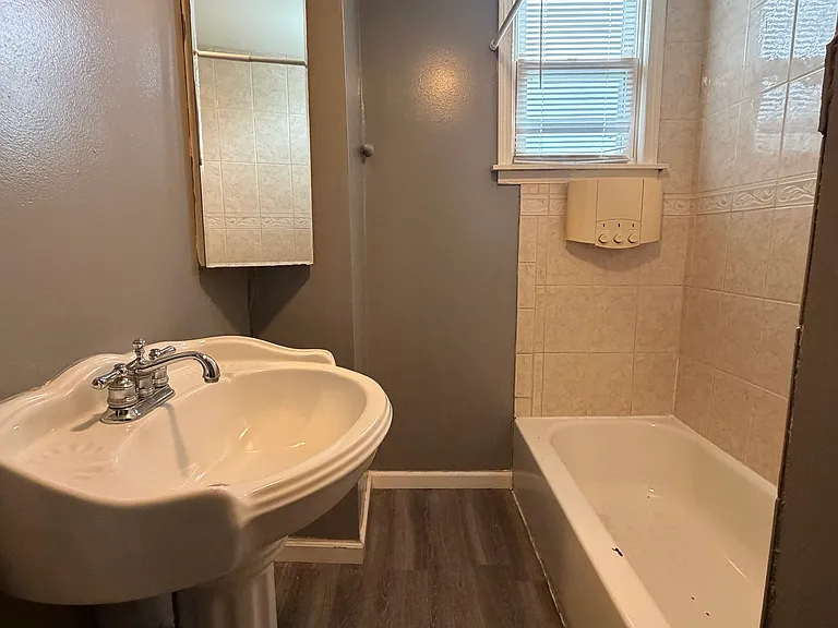 11600 Beulah Ave #R — Photo 16