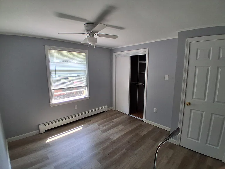 129 Adams Cir — Photo 7