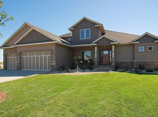 10707 Jersey Ct N, Brooklyn Park, MN 55445