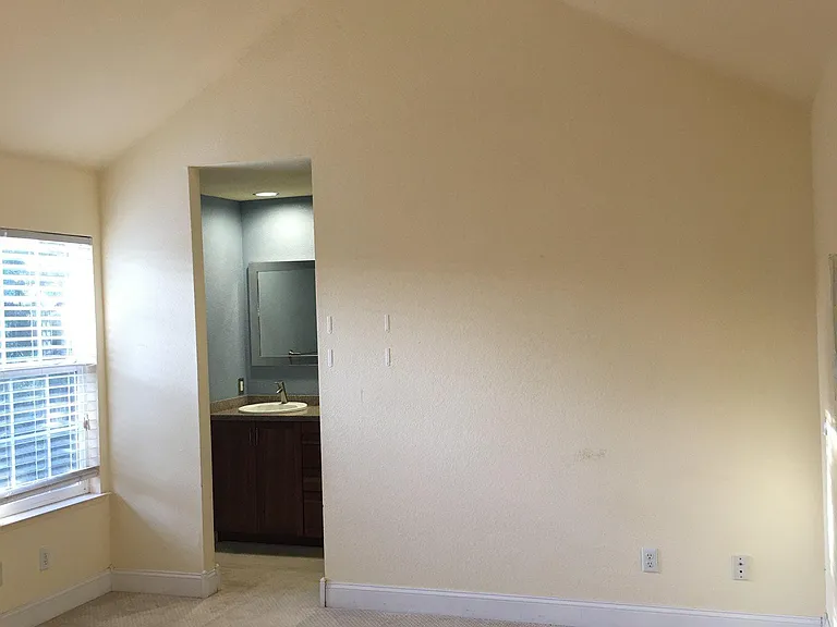 5448 Alamo Ter — Photo 11