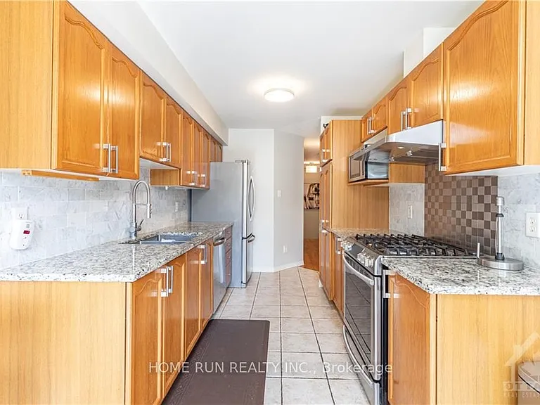 2 Borealis Cres — Photo 11