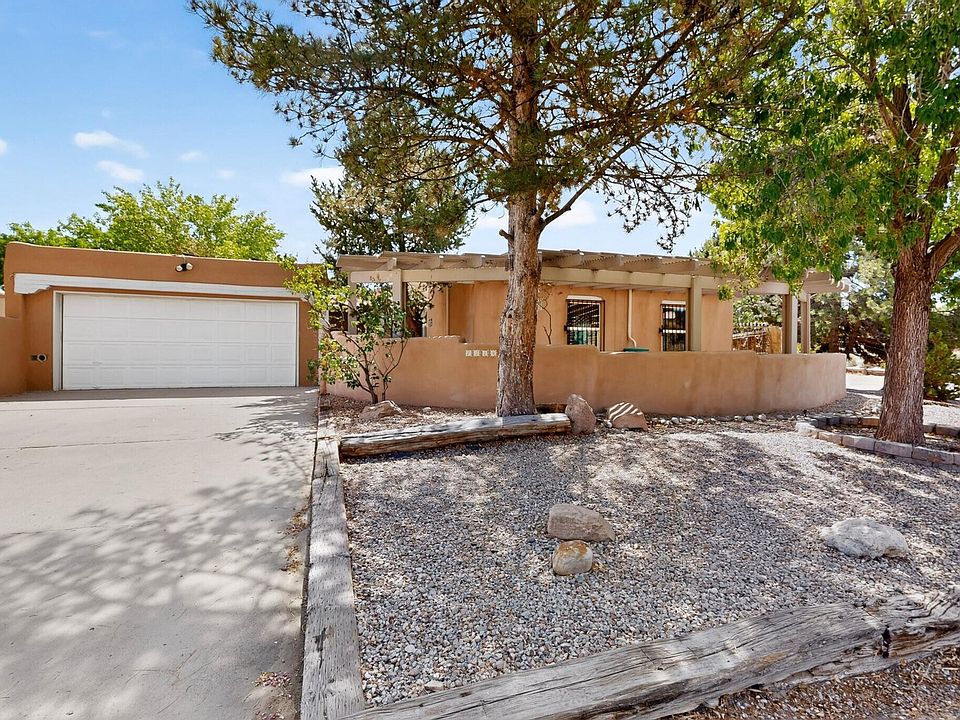 1st image of 7418 Pimenton Dr NE