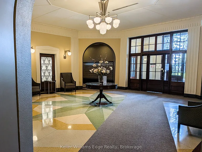 70 High Park Ave #1007 — Photo 10