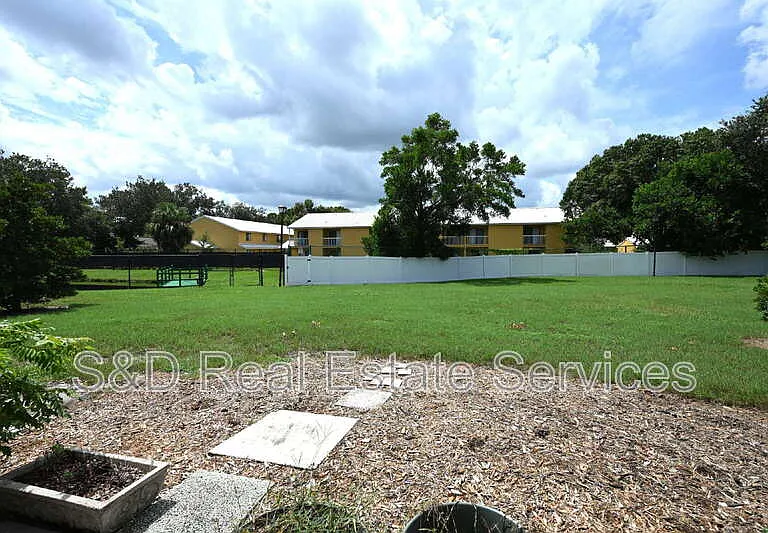 2025 Sylvester Rd #P3 — Photo 32