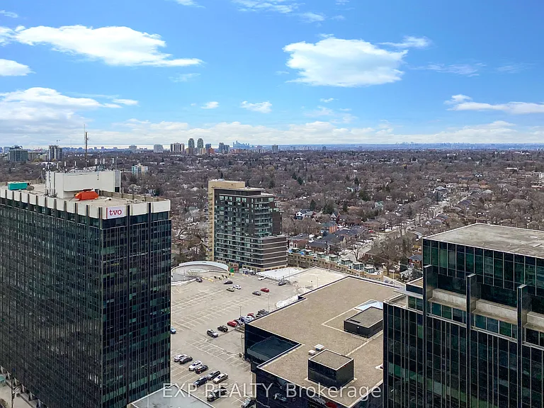 2221 Yonge St #1906 — Photo 17
