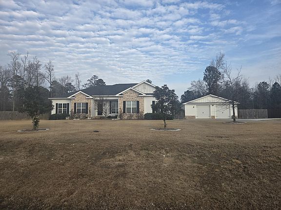 2nd image of 340 Drayton Way