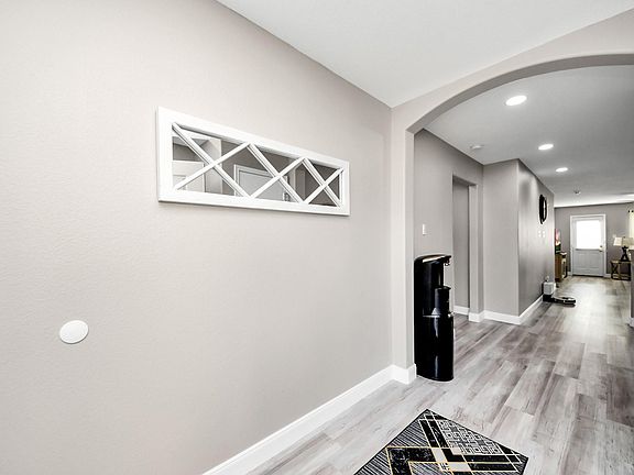 4th image of 8218 Radial Ct