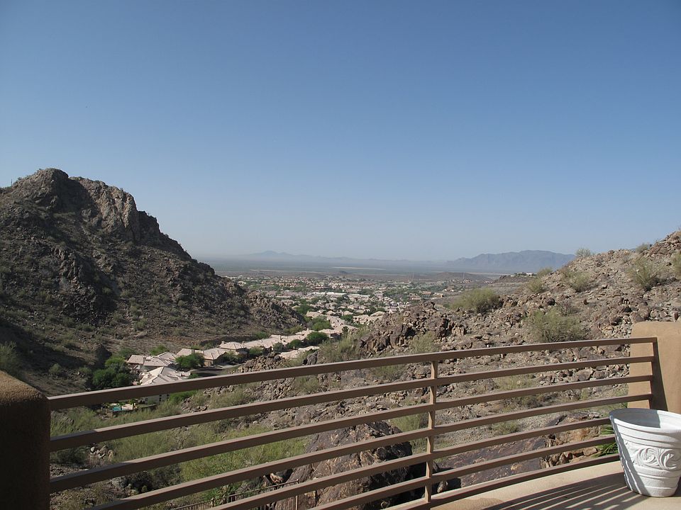 2nd image of 1501 E Desert Willow Dr