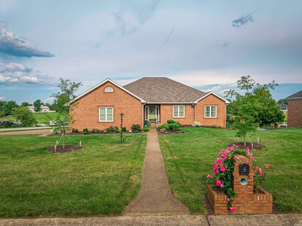 2688 Briarcliff Dr, Newburgh, IN 47630