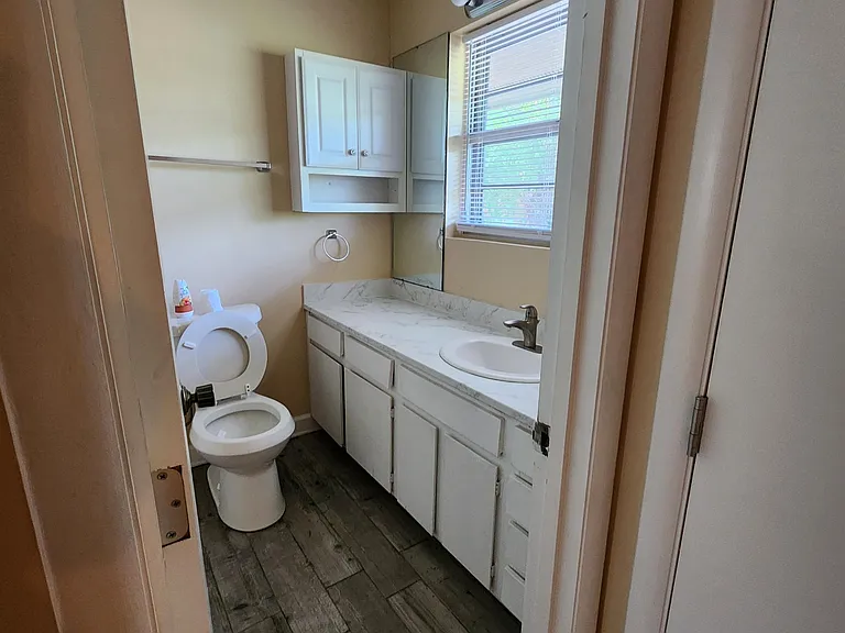 2322 Colony Dr SW — Photo 9