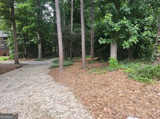 2383 Pine Cove Dr, Tucker, GA 30084