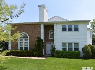 86 Hamlet Dr, Commack, NY 11725