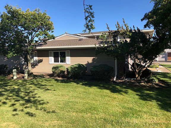 3rd image of 1026 Tobey Ct #1594