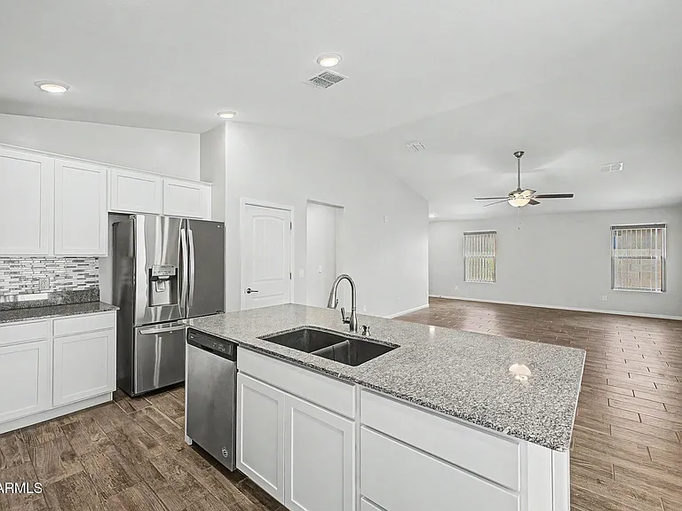 1779 E Elegante Dr — Photo 13