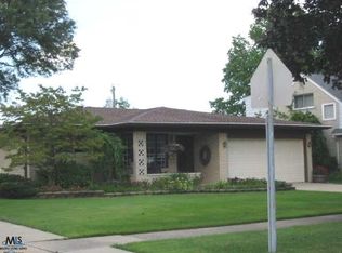 4657 Kirkwood Dr, Sterling Heights, MI 48310