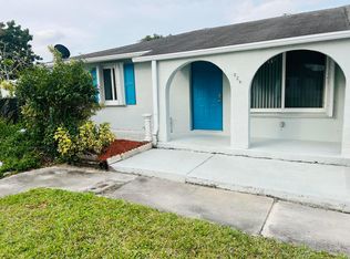 826 Ilene Rd E, West Palm Beach, FL 33415