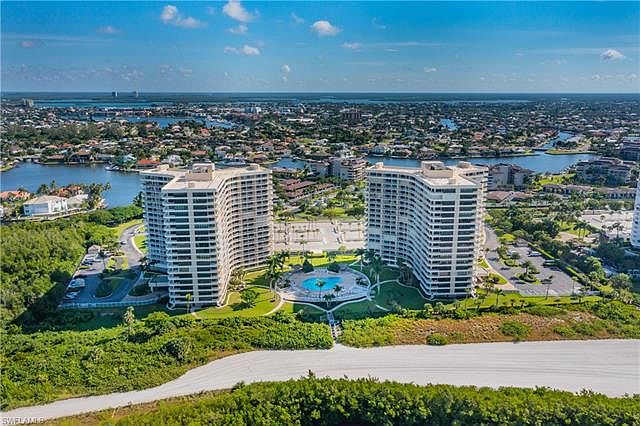 1st image of 440 Seaview Ct APT 307