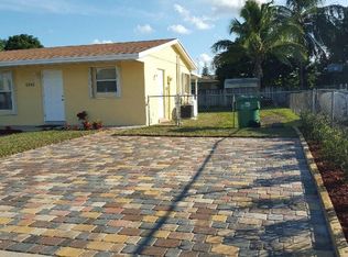 5242 NW 168th Ter, Miami Gardens, FL 33055