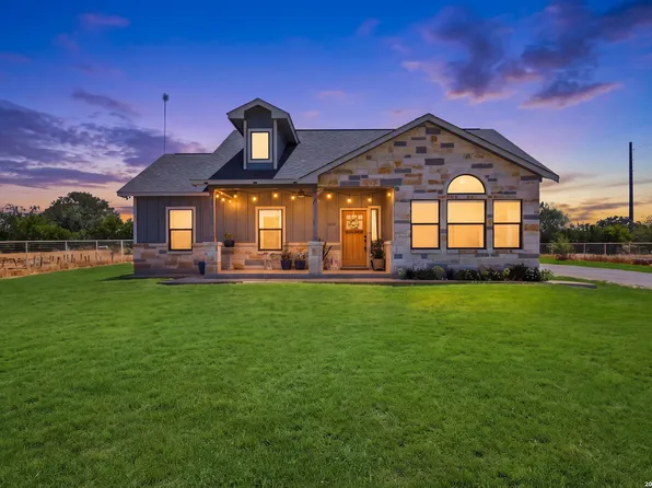 7306 TIFF NICOLE LN, Von Ormy, TX 78073