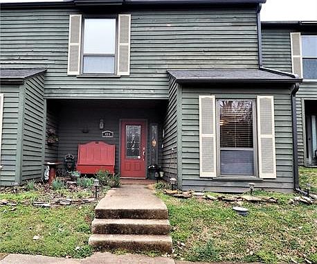 1st image of 4340 N Center St Unit 404
