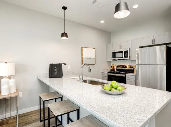 7 at Seven Mile Creek