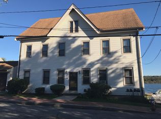 160 Main St, Somerset, MA 02726
