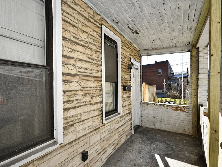 208 Pattison Ave #1 — Photo 3