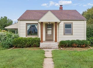 3620 N 61st St, Omaha, NE 68104