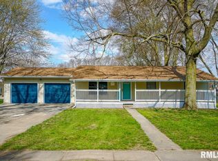 1109 N 5th St, Chillicothe, IL 61523