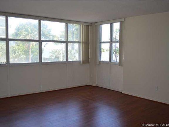3rd image of 1420 Brickell Bay Dr APT 205C