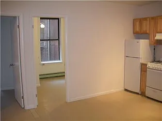 Rented by R New York