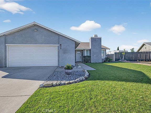 5th image of 831 W Cerritos St