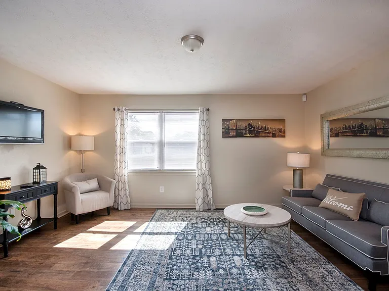 Augusta Road Apartments — Photo 18