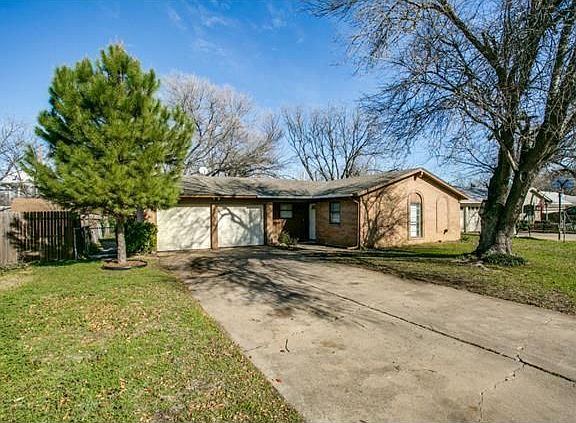 2nd image of 1113 Darlene Ln