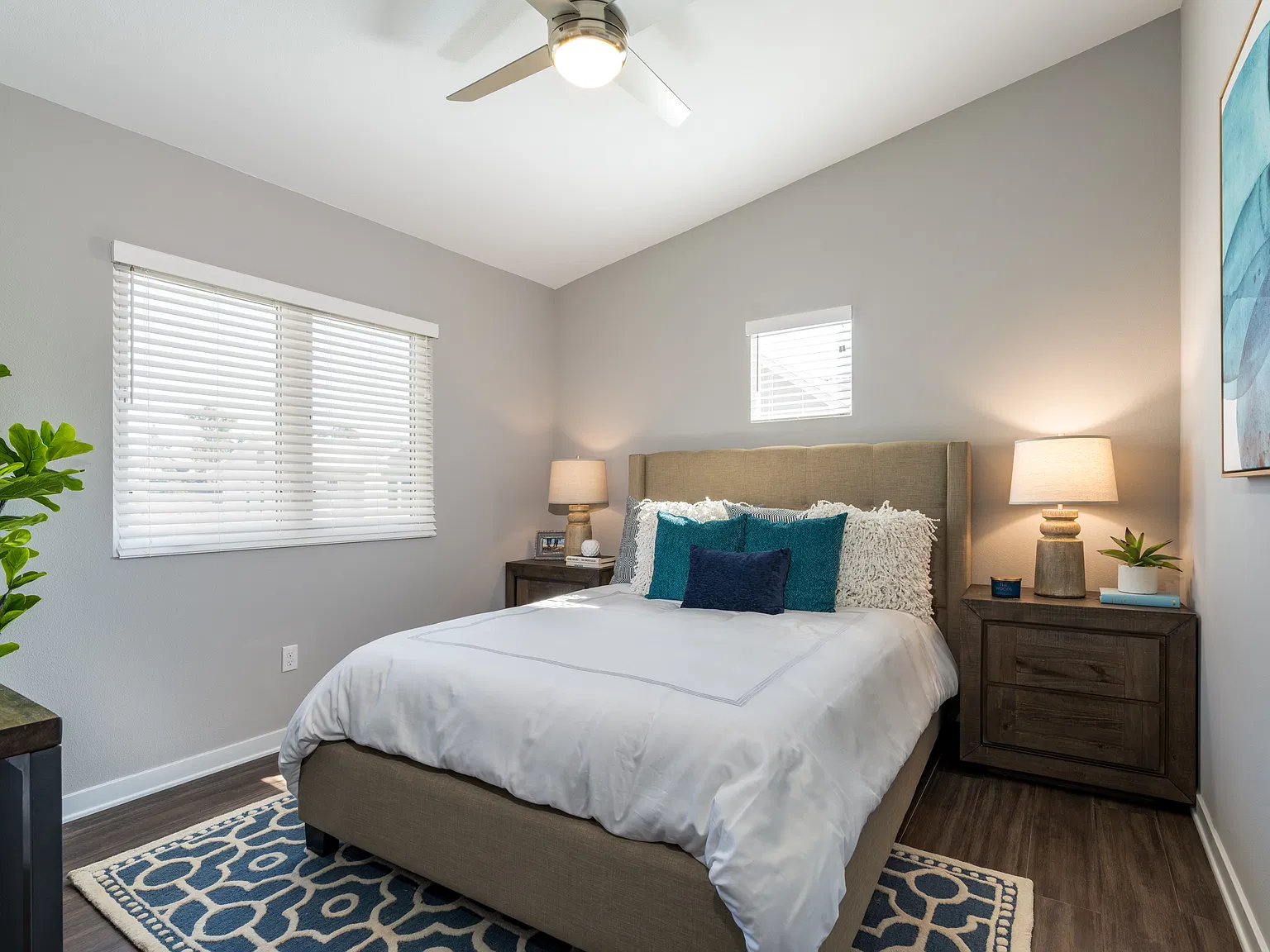 2 bed, 2.5 bath, 1110 sqft, $3,550 — Photo 2