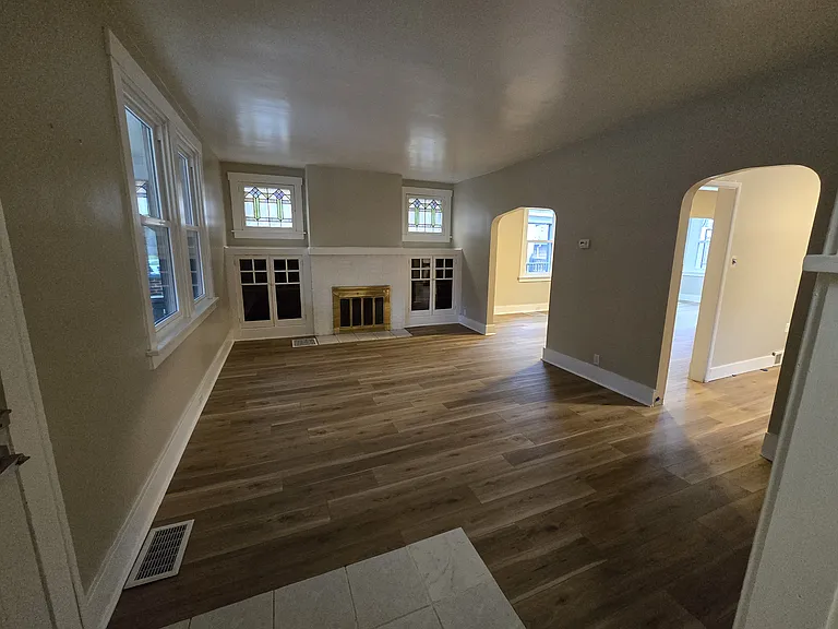 1142 Strahley Pl — Photo 2