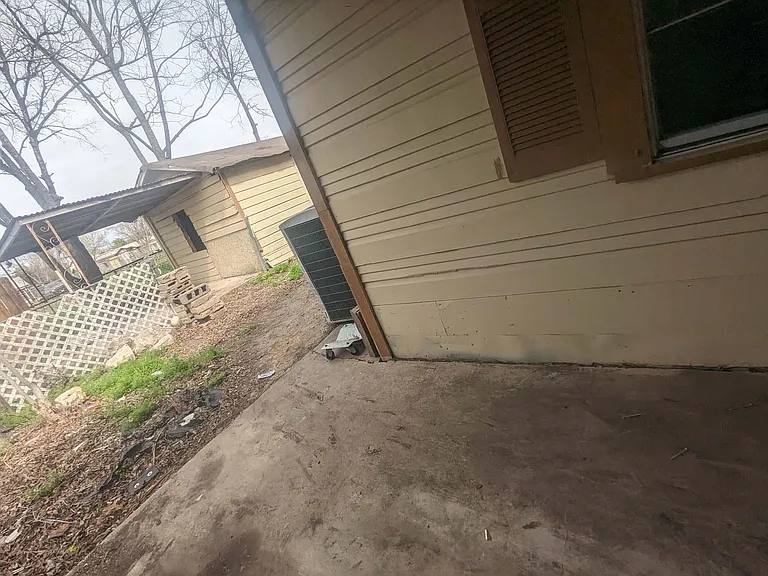 343 Ranmar Ave — Photo 8
