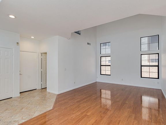 2nd image of 4542 W Dublin St