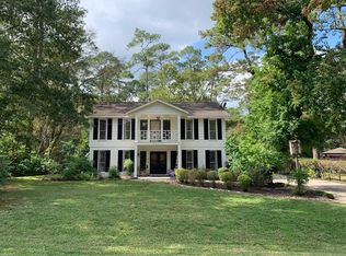 26715 Maplewood Dr, Spring, TX 77386