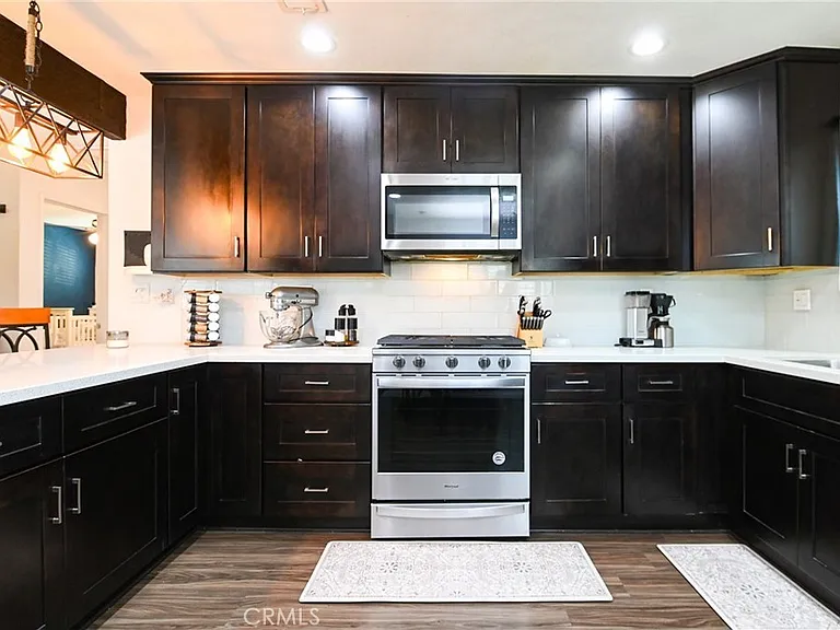 14322 Tedford Dr — Photo 10
