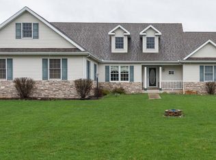 19 Longmeadow Ln, Niles, MI 49120