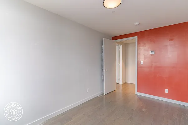 Rented by MySpaceNYC | media 27