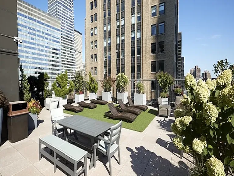 445 5th Ave #23C — Photo 10