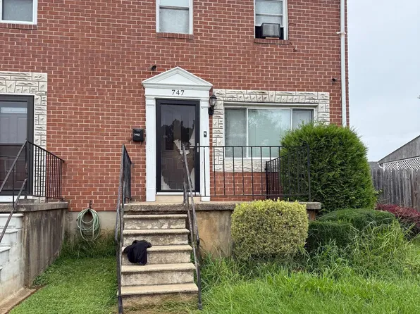 747 Seawall Rd, Baltimore, MD 21221