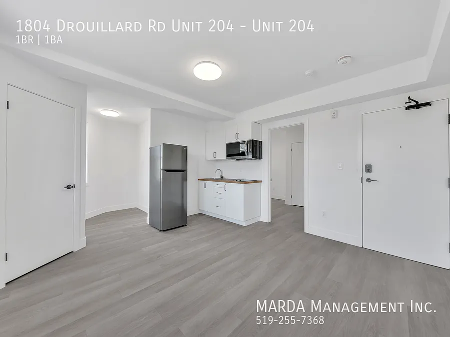 Renovated 1 Bed/1 Bath - Inclusive & Free Wifi! East Windsor! — Photo 3