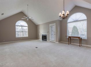 9403 Springmont Pl, Louisville, KY 40241