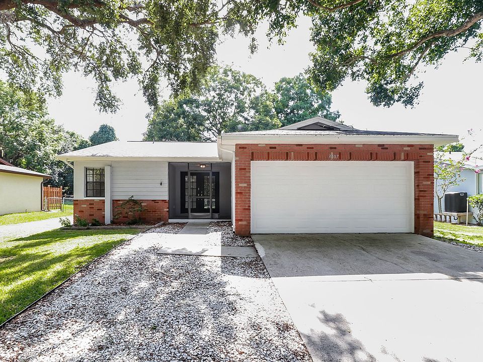 1st image of 3407 Briarwood Ln