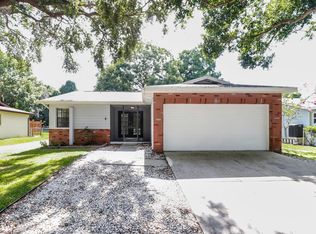 3407 Briarwood Ln, Safety Harbor, FL 34695